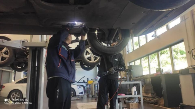 校內(nèi)學(xué)習(xí)+企業(yè)實(shí)踐——機(jī)電汽車(chē)工程系探索校企合作新模式