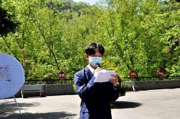 信息工程系“緬懷革命先烈、傳承紅色基因、爭做報國青年”黨史學習教育團日活動