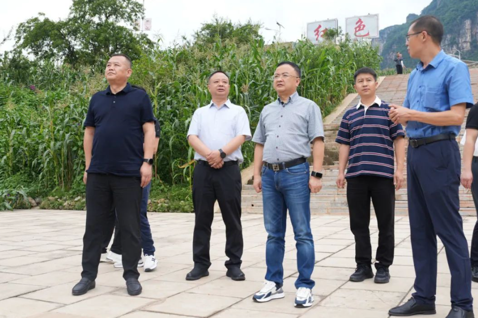 李涌、邱國援帶隊到鄉(xiāng)村振興聯(lián)系點開展幫扶調(diào)研