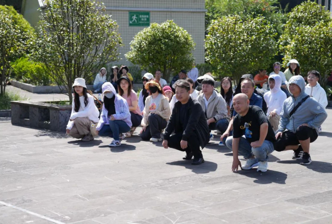 躬耕教壇·強(qiáng)國(guó)有我——畢節(jié)工業(yè)職業(yè)技術(shù)學(xué)院開(kāi)展慶祝第39個(gè)教師節(jié)團(tuán)建活動(dòng)